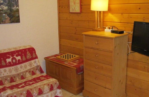 Les Gets Apartment | Les Gets - T2 avec balcon proche centre et télécabine, animaux acceptés, parking, 5 pers - FR-1-623-190