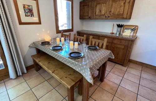 Montalbert Apartment | Les Granges 13 6-8 person