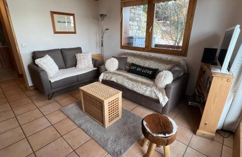 Montalbert Apartment | Les Granges 13 6-8 person