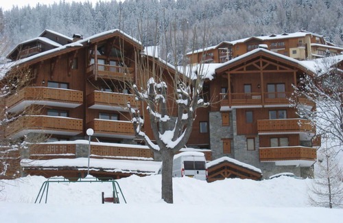 Montalbert Apartment | Les Granges 14 for 10 people.