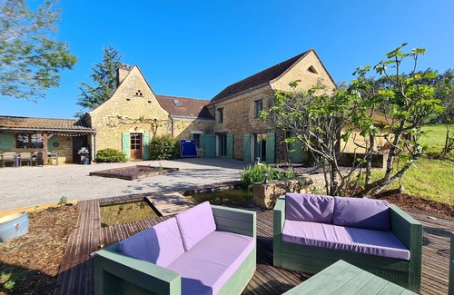 Daglan House | Les Hautes Vignes - A beautiful stone property, with private heated pool
