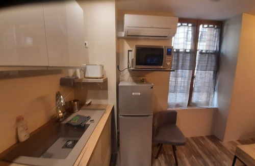 Bourg-Saint-Andeol Apartment | Les IRIS APT 105, T2 COSY, 30 m2, 1 bedroom with TV