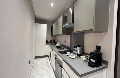 RACINE EXTENSION Apartment | Les Joyeux Luxury Suites & Appart