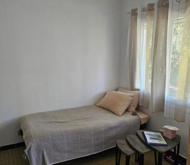 Cavaliere Apartment | Les Lambrusques T2 avec jardin à 300 m de la plage