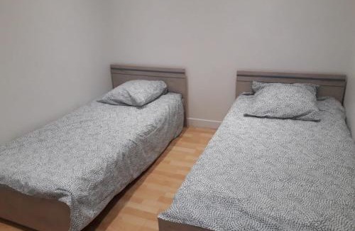 Les Lilas Apartment | LES LILAS