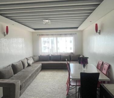Harhoura Apartment | Les pieds dans l eau