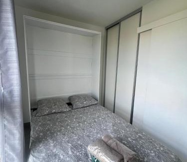 Le Grau-Du-Roi Apartment | Les pieds dans le sable Appartement Vue Mer 1 chambre 1 cabine