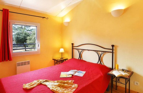 Sauve Other | Les Portes des Cevennes (H9TX37L)