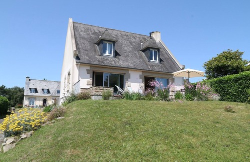 Saint-Meloir-des-Ondes Ski Chalet | Les Roches Noires