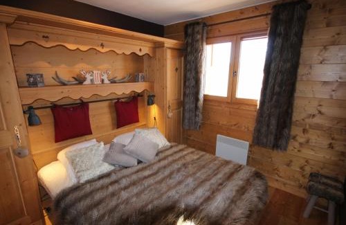 Bisanne 1500 Apartment | Les Saisies: 3 pièces cosy, 2 sdb, balcon, parking, 6 pers - FR-1-293-78