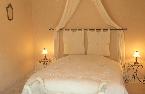 Montlivault House | Les Salamandres
