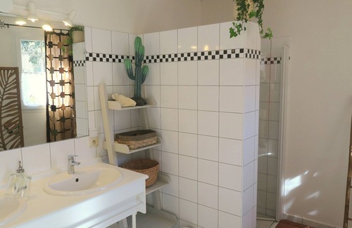Montlivault House | Les Salamandres