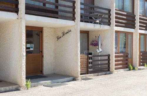 Saint-Leger-les-Melezes Apartment | Les Serinthes - Pour 4, station accessible à pied