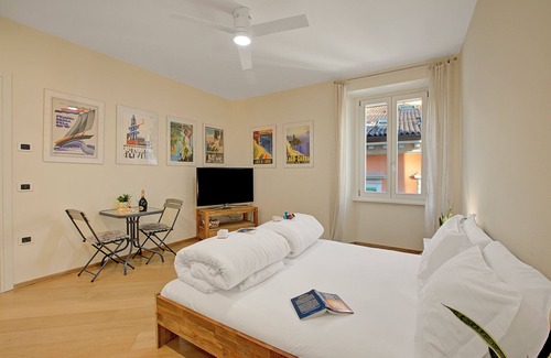Riva del Garda Hotel | Les Suites Di Sara 5, Riva del Garda, Italy