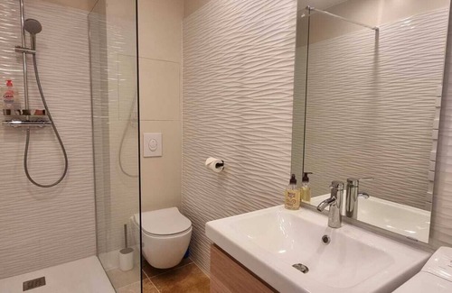Couronne Urbaine Apartment | Les Toits de Mignet - Climatisation - Centre Historique - Charme Aixois - Wifi