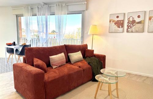 Muret Apartment | Les Toits de Muret