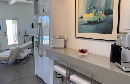 Racquet Club Estates House | Les Trois Palmes - Modernized home featured twice on Palm Springs Modernism tour