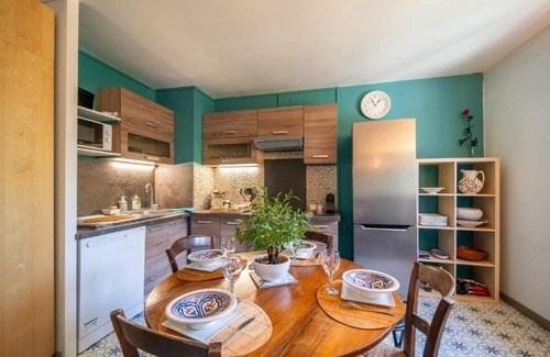 Rungis Apartment | Les Volets Bleus