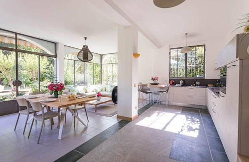 Lesa Villa | Lesa villa near the lakeside
