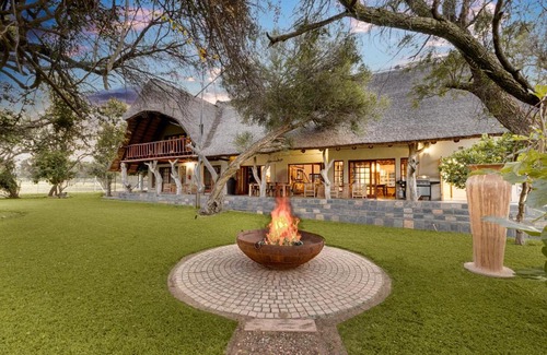 Vaalwater Cabin | Leseli Lodge