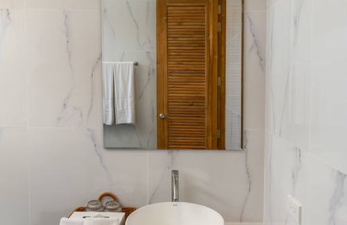 Si Sunthon Hotel | Lespalm Taraburi Pool Villa