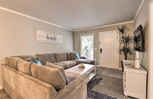 Hilton Head Apartment | Less Than 1 Mi to Beach Hilton Head Condo with Pool Access!