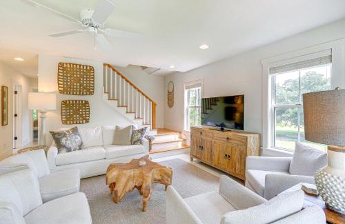 Manteo House | Less Than 6 Mi to Nags Head Manteo Beach House