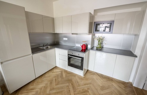 Prague 7 Hotel | Letna Garden Suites