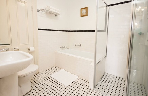 Leura House | Leura House