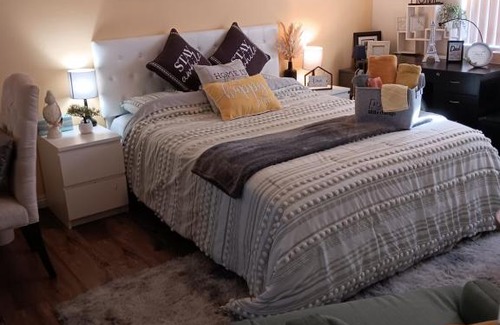 Alhambra Bed & Breakfast | Levander Cozy Home