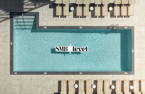 Melrose Apartment | Level Hollywood: Luxe Stays in West Hollywood w/Urban Oasis & Resort Amenities