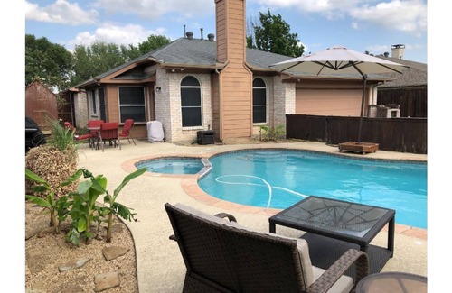 Lewisville House | Lewisville -Home Away From Home - Pool/Spa Retreat