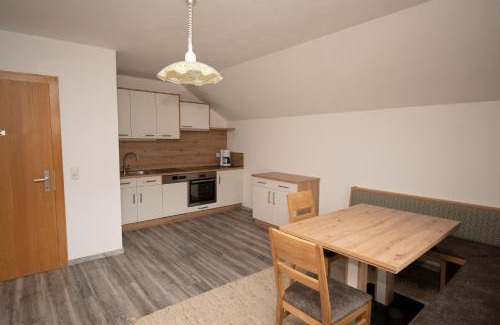 Liesing Apartment | Lexahaus