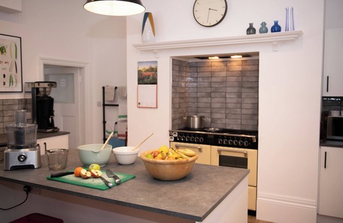 Menai Bridge House | Leyburn Lodge offers the perfect retreat for those seeking peace and comfort. The ideal base for exploring the natural beauty of the countryside.