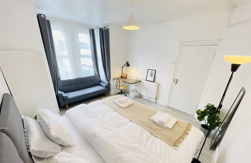 Leytonstone House | Leytonstone House - Sleepylodge