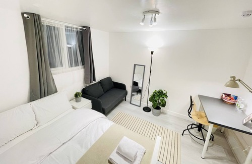 Leytonstone House | Leytonstone House - Sleepylodge