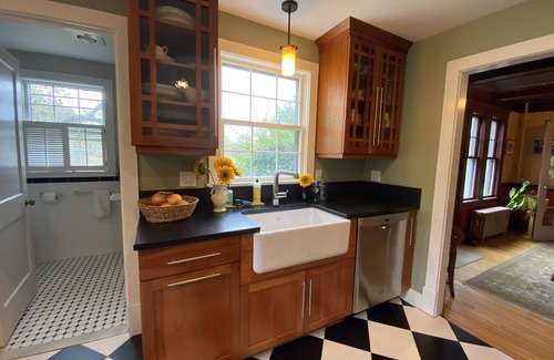 Loveitts Field House | Lg. Arts and Crafts, Willard Beach, Dana Cove, 2 BD, 2Bath, Stone FP,