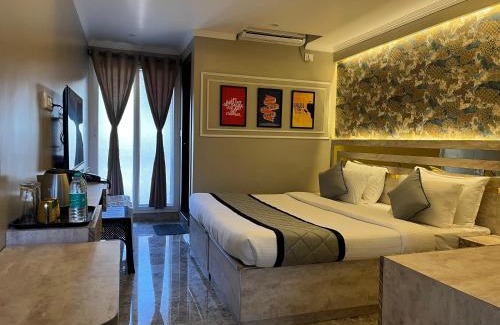 Kalyan Nagar Hotel | LG Signature Suites Kammanahalli