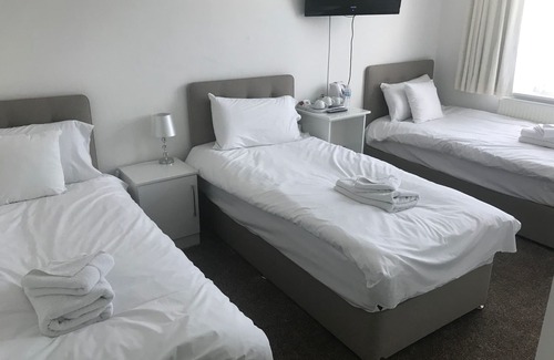 Loughborough Hotel | LG Thai Derm Spa & Guesthouse