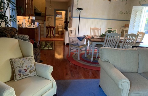 Cape May Court House House | Lg Victorian, New Resort-likePrivate Pool, Beds for 17, 10min to SH beach