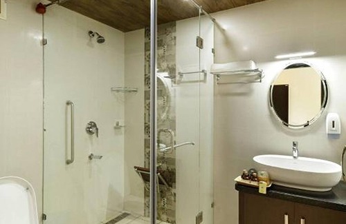 Eloor Resort | Lhasa Ayurveda and Wellness Resort - A BluSalzz Collection, Kochi, Kerala
