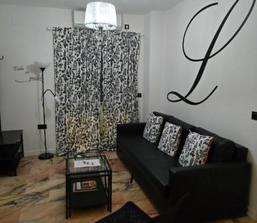 Fontanal-Maria Auxiliadora-Carretera de Carmona Apartment | LHome
