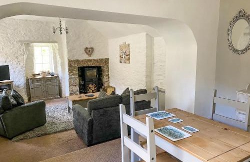 Liskeard House | Liam Cottage - Cv13