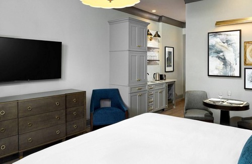 Ansonborough Resort | Liberty Place Charleston, Studio Plus: Experience Charleston’s Charm In Style