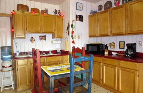 Prescott Cottage | Liberty & Sunflower Suite - Prescott Cabin Rentals