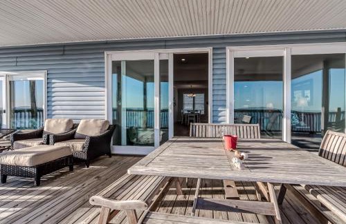 Dauphin Island House | License to Chill