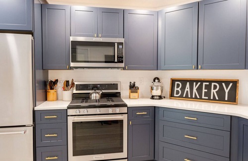 Town of Lumberland Apartment | Licorice Lodge