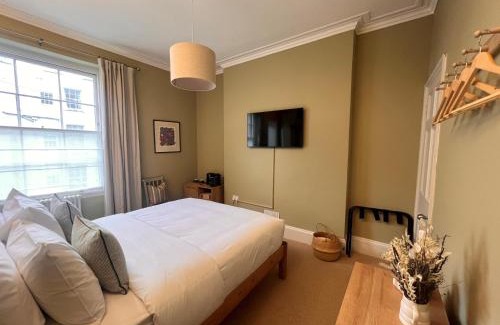 Clifton House | Lido Townhouse