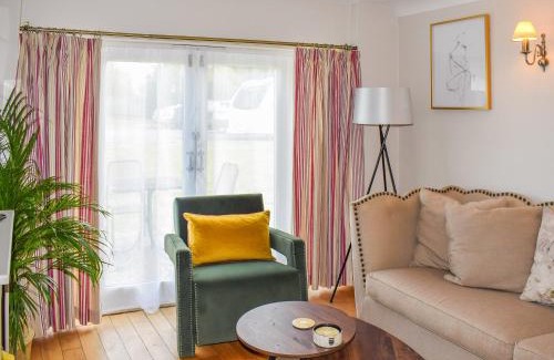 Bognor Regis House | Lidsey Farmhouse