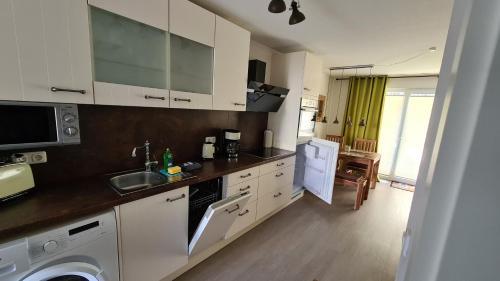 Gelbensande Apartment | Lieblingsplatz im Küstenwald Graal-Müritz